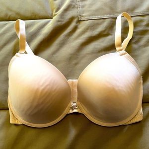 Frederick’s of Hollywood Exxtreme Cleavage Bra